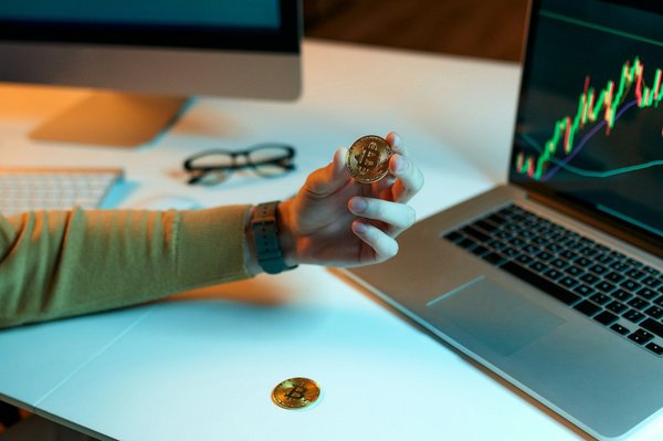 Se former en cryptomonnaie, pour investir et trader efficacement